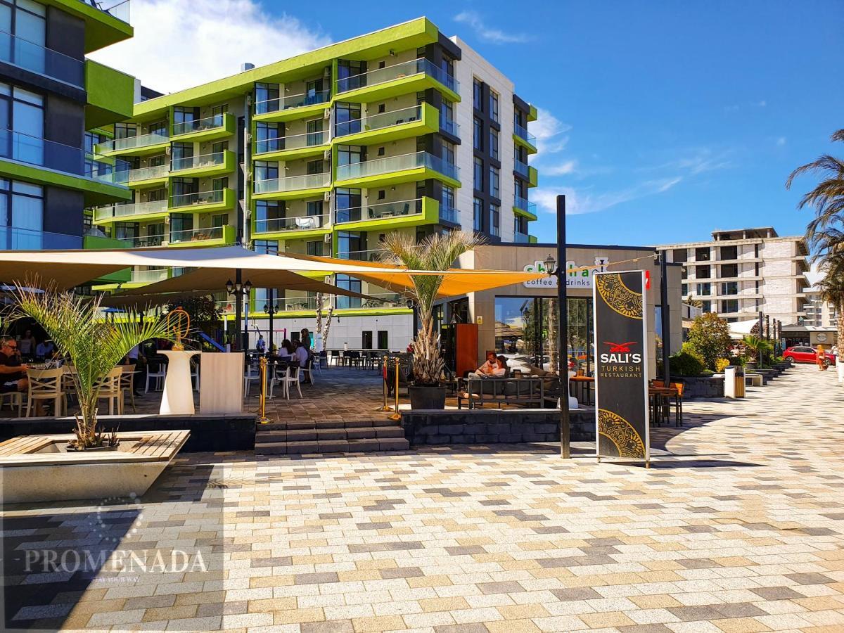 Sunfest Aparthotel Pool & Spa Mamaia Nord Năvodari Extérieur photo