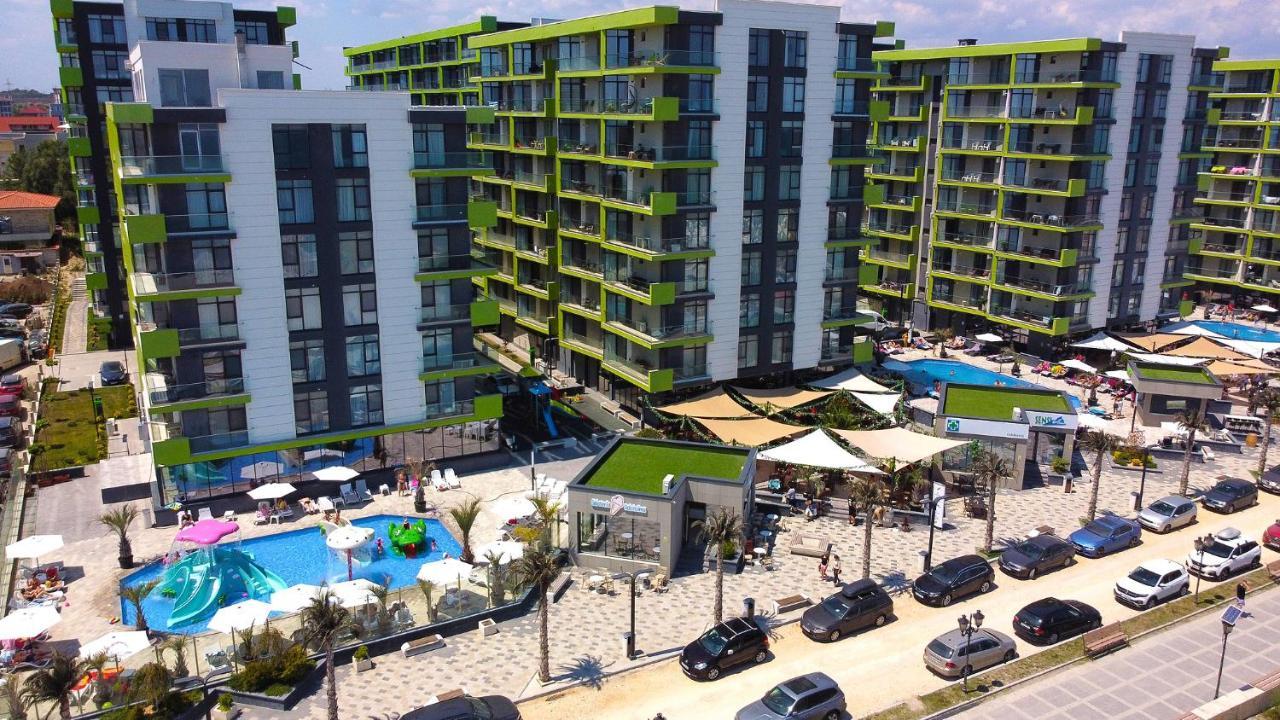Sunfest Aparthotel Pool & Spa Mamaia Nord Năvodari Extérieur photo