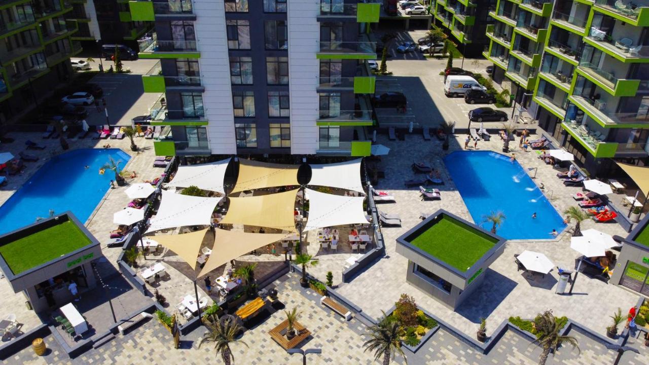 Sunfest Aparthotel Pool & Spa Mamaia Nord Năvodari Extérieur photo
